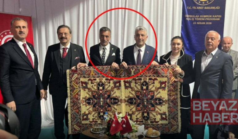 Yaşananların üzerine kilim serdiler
