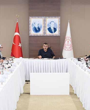 MEB Birim Amirleri Toplantısı, Bakan Tekin başkanlığında yapıldı