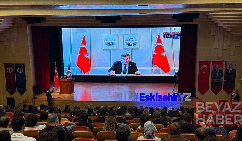 Cevdet Yılmaz: Yapay zekada atılan her adımın küresel rekabeti ileriye taşıyan bir değer üretmesini hedefliyoruz