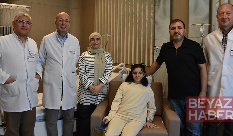 İki yıldır beklediği karaciğer çıkınca zamana karşı yarıştı; ambulans uçakla ameliyata yetişti