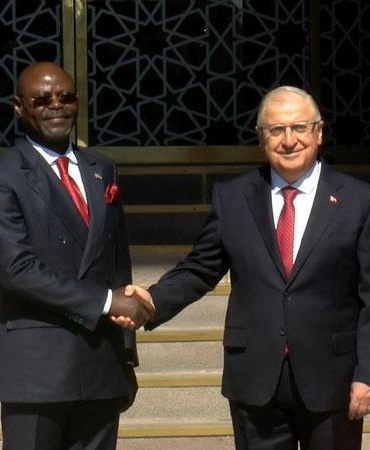 Bakan Güler, Kongolu mevkidaşı Muadiamvita ile görüştü