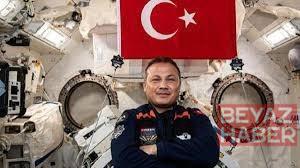 Astronot Alper Gezeravcı, AKM