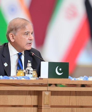 Pakistan Başbakanı Şerif