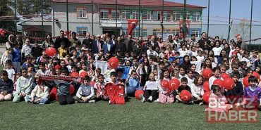 Samsunsporlu futbolcular, 23 Nisan Ulusal Egemenlik ve Çocuk Bayramı için çocuklarla buluştu
