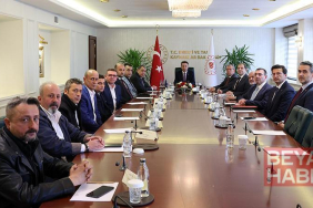 Bakan Bayraktar, maden işçilerini kabul etti