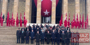 Bakan Tekin, öğrencilerle Anıtkabir