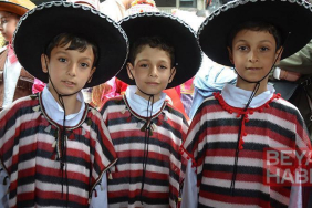 Üçüzler, 23 Nisan kutlamalarında ilgi odağı oldu