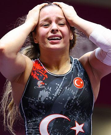 Tuba Demir bronz madalyanın sahibi oldu