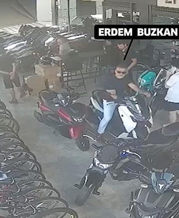 Manavgat’ta eski başkanın tutuklandığı soruşturmada paraların motosikletle taşındığı görüntüler ortaya çıktı