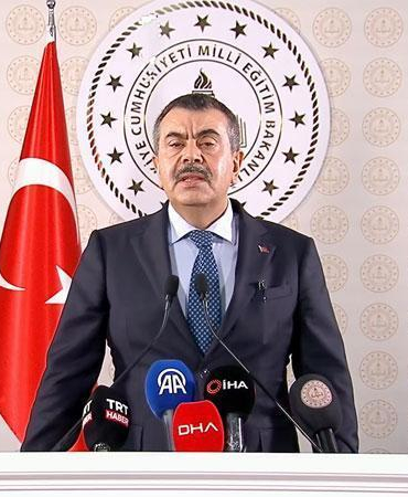 Bakan Tekin: Okul güvenliğini fiziki tedbirlerle birlikte dijital risk alanlarını da kapsayacak şekilde genişleterek ele alıyoruz