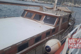 Su alan içinde 3 kişinin bulunduğu tekne, kurtarıldı