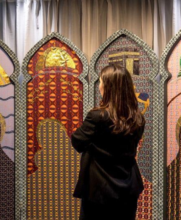 YEE Çağdaş Türk Sanatı Yaz Okulu’na katılan küratör Katie Bone, Londra’da ‘SADĀ’ sergisini açtı