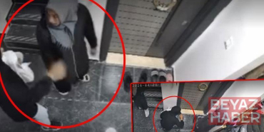 Ayakkabıyı koklayıp, kartla kapıyı açmaya çalıştılar