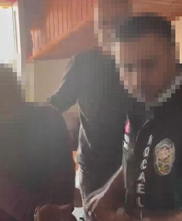 26 yıl hapis cezasıyla aranan firari hükümlü, yatak odasındaki gizli bölmede yakalandı