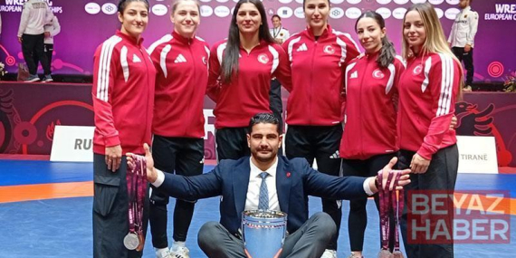 Taha Akgül: Kadınlarımız bizim başımızın tacı, onlar bizim her şeyimiz