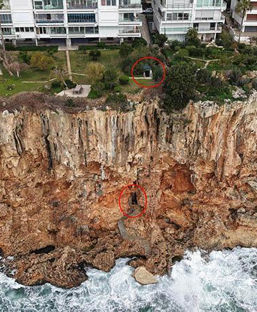 Falezlerdeki kaçak asansör ve baraka için yıkım kararı