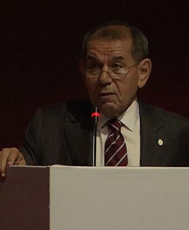 Dursun Özbek: Bu hakem, bu derbiye göre bir hakem değil