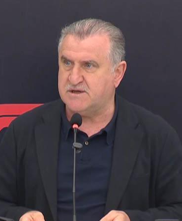 Gençlik ve Spor Bakanı Osman Aşkın Bak: Hep beraber Türkiye