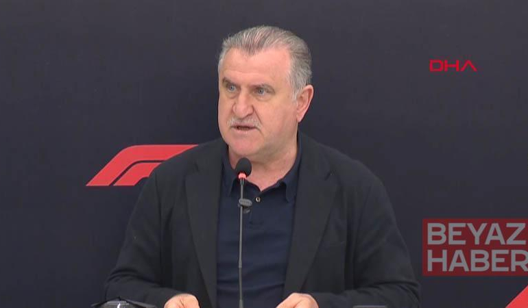 Gençlik ve Spor Bakanı Osman Aşkın Bak: Hep beraber Türkiye