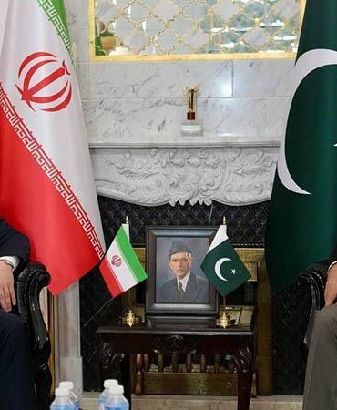 İran Dışişleri Bakanı Arakçi, Pakistan Genelkurmay Başkanı Munir ile görüştü