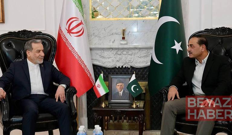 İran Dışişleri Bakanı Arakçi, Pakistan Genelkurmay Başkanı Munir ile görüştü