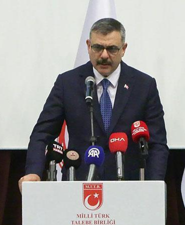 Bakan Çiftçi: Siyasetle ilgileniyorsanız adaleti merkeze alın