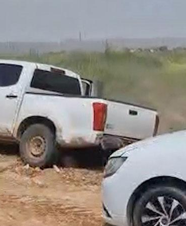 Suriye-Türkiye sınırında, insan kaçakçılarıyla kovalamaca anı kamerada: 3 gözaltı