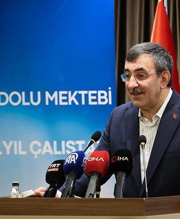 Cevdet Yılmaz: Bilimsel ve teknolojik ilerlemeleri insani değerlerle birlikte geliştireceğiz