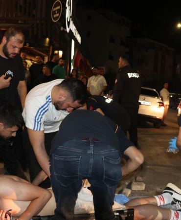 Antalya'da derbi zaferi kutlamasında Galatasaray taraftarı bıçaklı saldırıda yaralandı