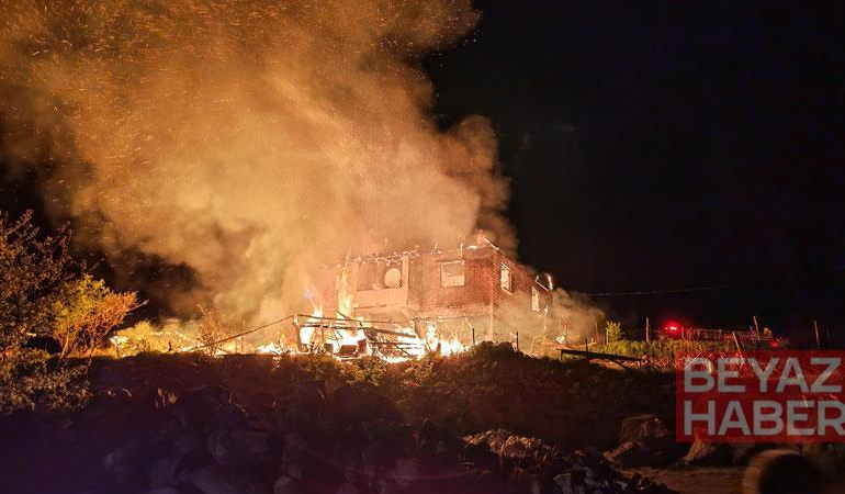 Manisa’da müstakil evde yangın: 1 kişi dumandan etkilendi