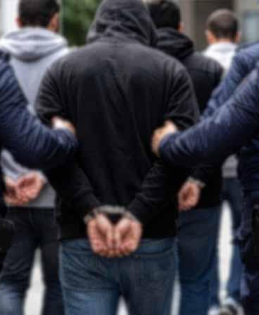 Artvin merkezli 4 ilde düzenlenen operasyonlarda 35 şüpheli yakalandı
