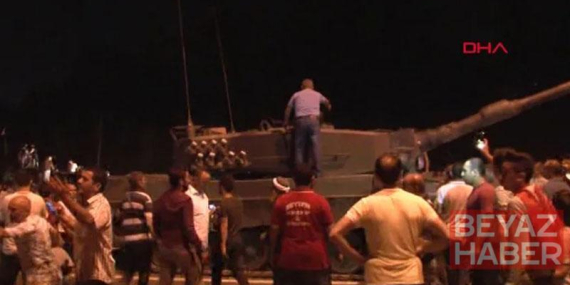 15 Temmuz darbe girişimi genç gazetecilerin manşetleriyle hatırlanacak