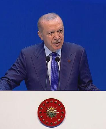 Cumhurbaşkanı Erdoğan: Hedefimiz gelecek 3 yılda 3 milyon gencimizi istihdama kazandırmaktır