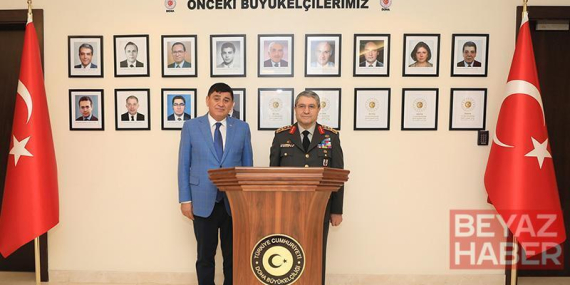 Genelkurmay Başkanı Orgeneral Bayraktaroğlu, Katar