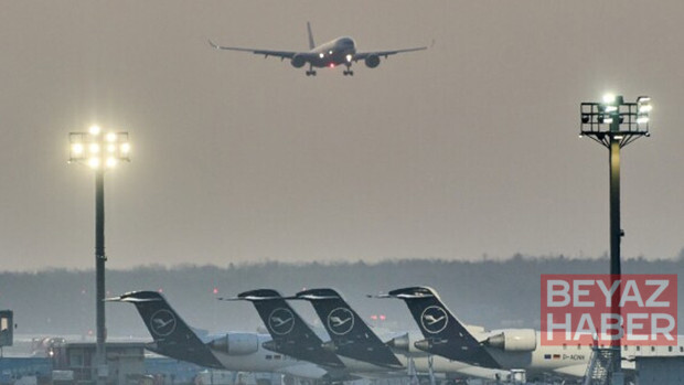 Güney Sudan'da yolcu uçağı düştü: Çok sayıda ölü var