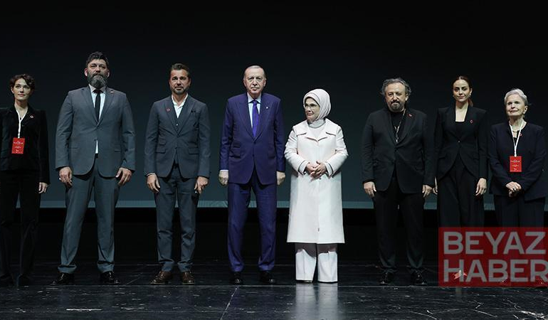 Cumhurbaşkanı Erdoğan ‘Bir Adam Yaratmak’ filminin galasına katıldı