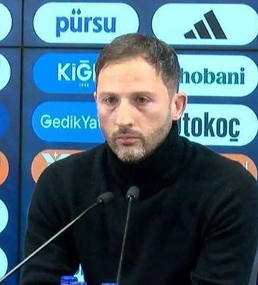 Fenerbahçe, Tedesco ve teknik heyeti ile yolları ayırma kararı aldı