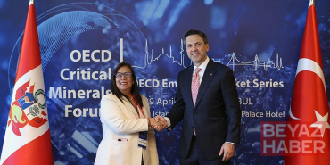 Bakan Bayraktar, Peru Çevre Bakanı Castillo ile bir araya geldi