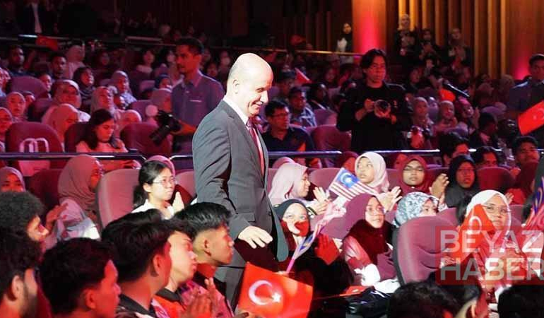 Malezyalı öğrenciler, Malay Bursu ile yükseköğrenim için Türkiye’ye geliyor