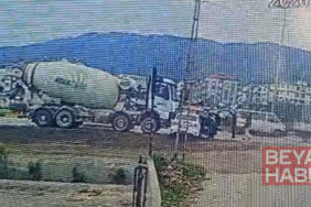 Beton mikseri, otomobili metrelerce sürükledi