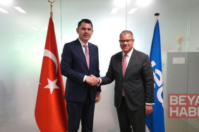 Bakan Kurum, COP26 Başkanı Sharma ile görüştü