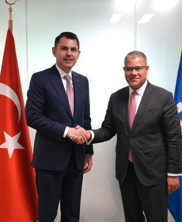 Bakan Kurum, COP26 Başkanı Sharma ile görüştü