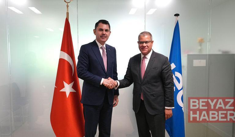 Bakan Kurum, COP26 Başkanı Sharma ile görüştü