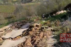 Bursa'da heyelan sonrası yol kapandı