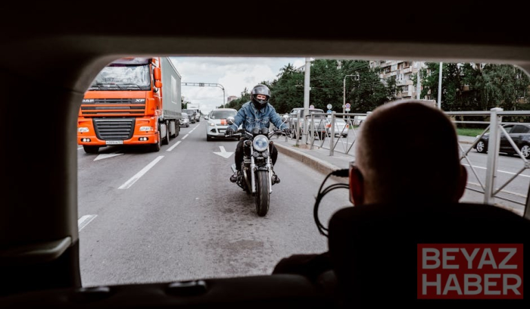 Adana'da genç Zeynep Su motosiklet kazasında hayatını kaybetti