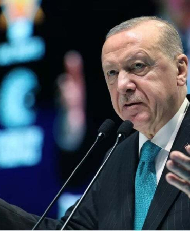 AKP'li isimden partisine uyarı: Kodlarına dönmezse ilk seçimde gider