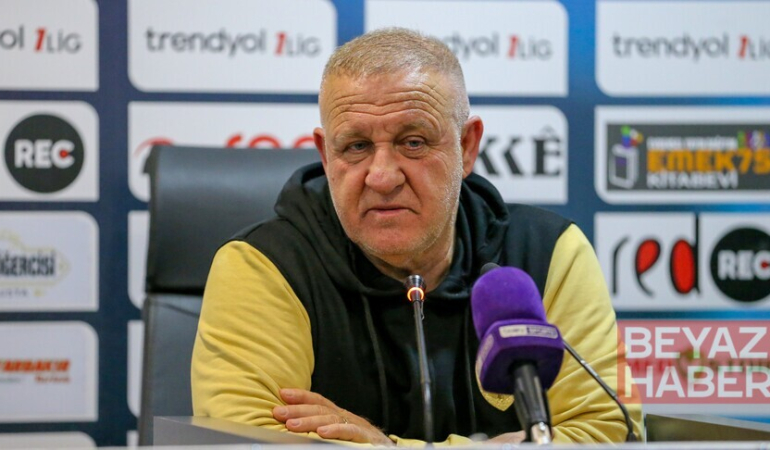 Amed Sportif Faaliyetler'de teknik direktör Mesut Bakkal ile yollar ayrıldı