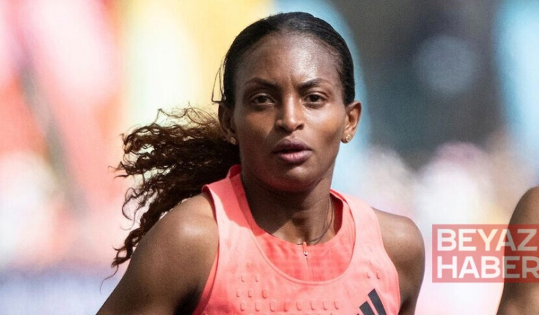 Etiyopyalı Tigst Assefa, Londra Maratonu’nu rekorla kazandı