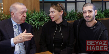 Cumhurbaşkanı Erdoğan, Beyoğlu'nda bir kafede vatandaşlarla sohbet etti