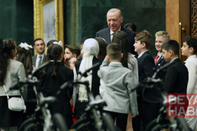 Cumhurbaşkanı Erdoğan çocuklarla bir araya geldi